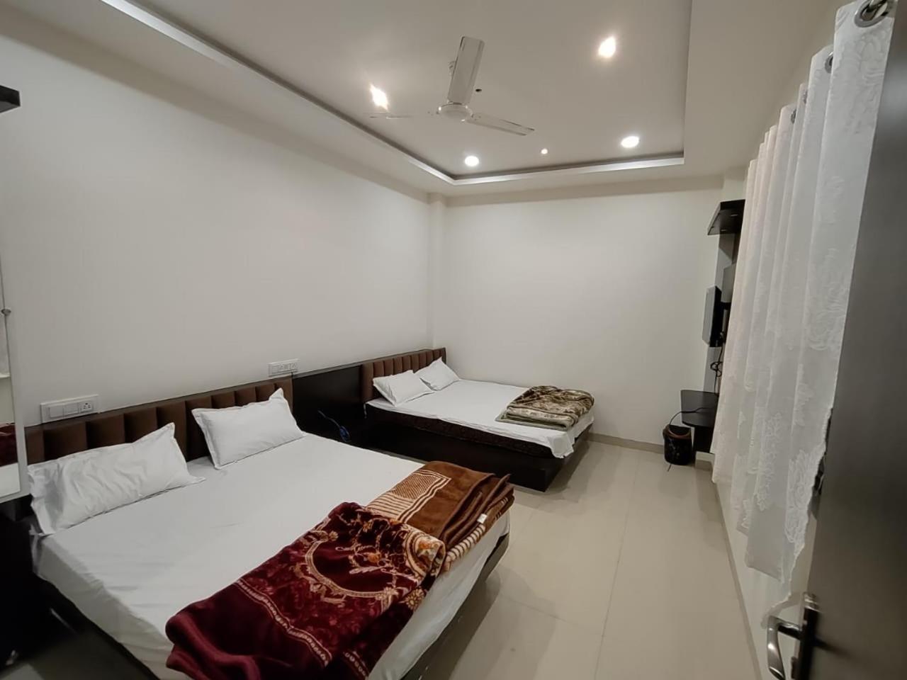 Hotel Jyoti Shree Ujjain Eksteriør bilde